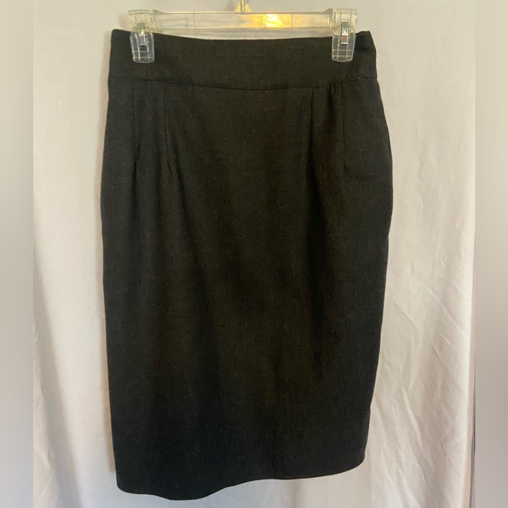 Harve Benard ltd. Benard Holtzman 100% wool charcoal gray skirt size 8